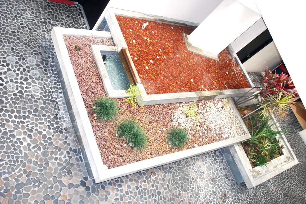 Hotel Natural Medellin Exterior photo